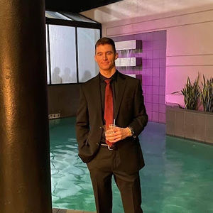 Meet your Posher, Blake